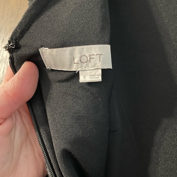 Loft size 8 fit and flare charcoal gray and black leopard print dress - Picture 4 of 4